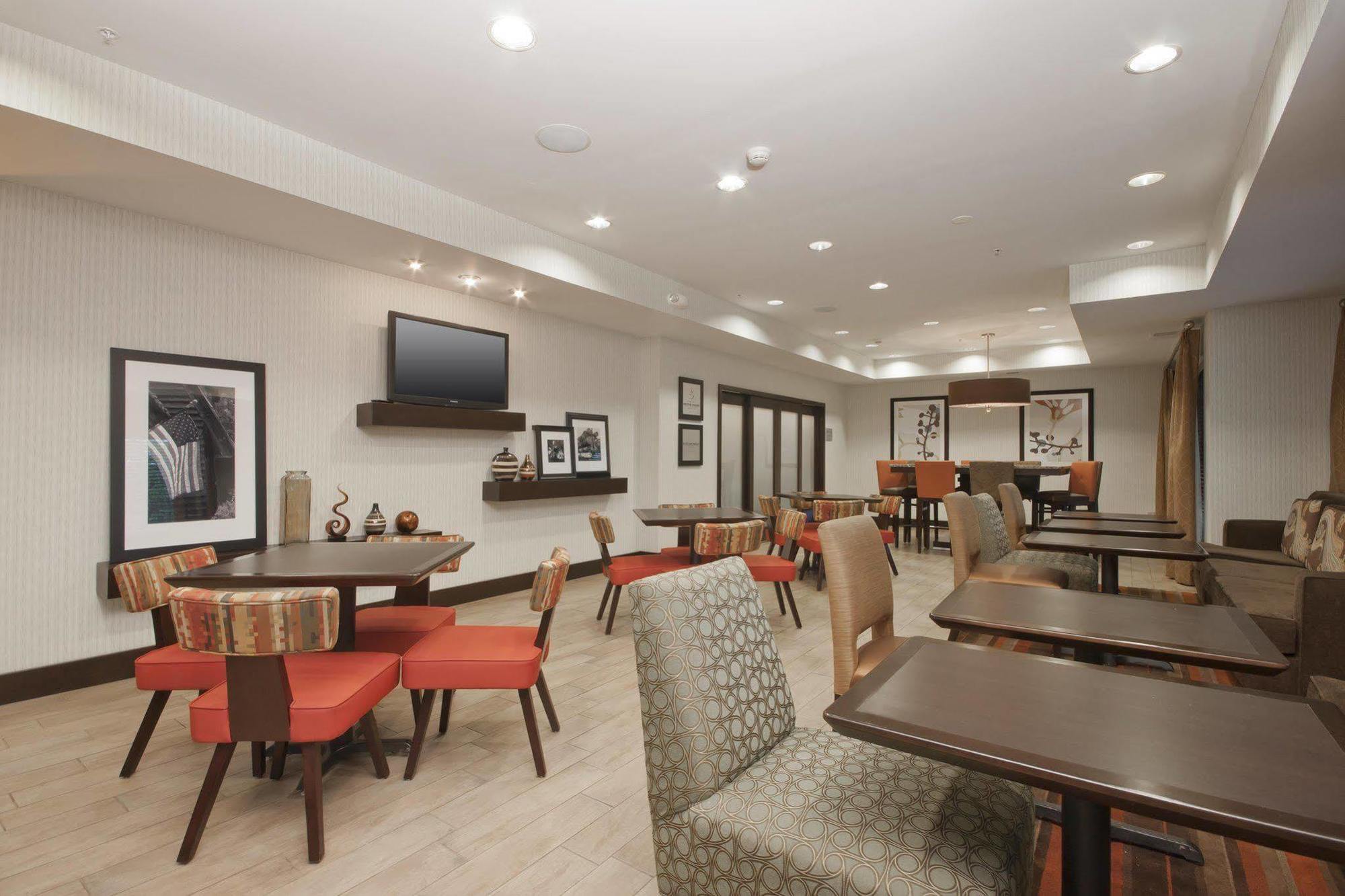 Hampton Inn Binghamton/Johnson City Exteriör bild